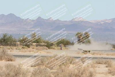 media/Oct-05-2025-CVMA (Sun) [[beeef4f201]]/Race 10-Formula Lightweight Twins Shootout/